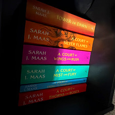 Sarah J. Maas Paperback Books Bundle (Lot of 6) A Court of Thorns and Roses picture