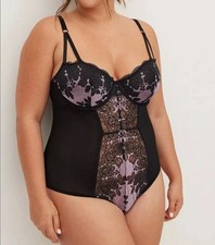 NWOT Torrid Curves lace underwire bodysuit size 2 boudoir lingeries bustier snap picture