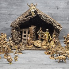 Fontanini Depose Italy 38 Piece Nativity Set Wooden Creche Stable picture