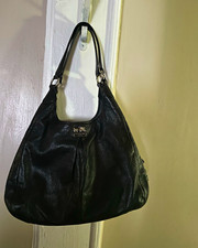 Coach Madison: vintage Black Pebbled Shoulder Bag Zip Top Purple Lining picture