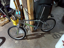 Mongoose Motivator Vintage BMX Bike - 25th Anniversary EdChrome & Green Colorway picture