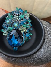 brooches and pins vintage  picture