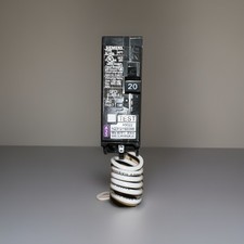 SIEMENS BF120AH 20A GFCI BOLT ON BREAKER PIGTAIL WIRE TYPE BLHF2 NEW PANEL PULL picture