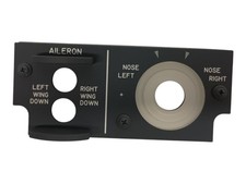 GENUINE BOEING LIGHTPLATE 10-61800-47 NEW OEM picture