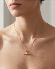 14k Yellow Gold T Bar Necklace with 18