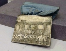 1914-1918 WWI STERLING 40 Men & 8 Horses Boxcar Train Legion Medal Badge 106 Yrs picture