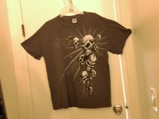 Skulls By Tennessee River L 100% Cotton Used picture