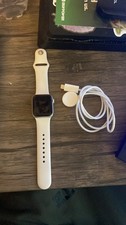Apple Watch SE 3 40mm (GPS + Cellular) White picture
