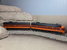 Kato 106-0430 N Milwaukee Road 2 Locomotive Set EMD FP7A F7B #95A 95B Tested picture