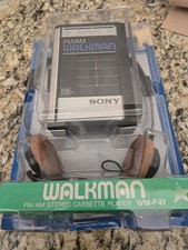 Sony Walkman WM-F41 FM/AM Stereo Cassette Player Works picture