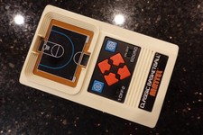 Vintage MATTEL Basketball  Handheld Electronic Tabletop   Video game  A5 Classic picture