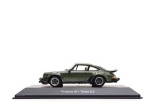 Spark 1:43 Porsche 911 Turbo 3.0 Ferry in Oak Green Metallic (Museum Edition) picture