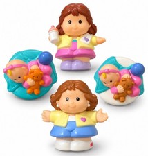 Vintage 2001 Fisher Price Little People Moms & Babies 4 Piece Lot  picture