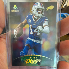 2023 Panini Luminance Stefon Diggs Gold /100 #60 Buffalo Bills SP picture