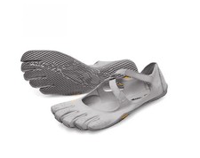 Exclusive custom listing for customer: one pair of five-finger shoes, size 39. picture
