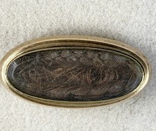 ESTATE “B.A. MEDLY 1850.”MOURNING GOLD-TONE BRAIDED HAIR BROOCH MISSING PINSTEM picture