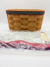 Longaberger 2004 Holiday Helper Christmas Basket Combo W/ Liner & Protector picture