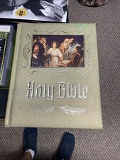 Vintage Holy Bible Catholic Heirloom Edition 1971-1972 New American Bible READ picture
