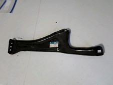 NOS 1985-91 Chevy Blazer/Suburban Driver Side Bumper Brace FRONT GM 15606577 OEM picture