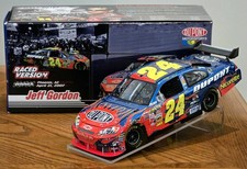 2007 #24 Jeff Gordon DuPont COT Phoenix Race Win 1:24 Diecast Action picture