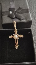 14k Solid Yellow Gold Pearl and Diamond Cross Pendant 2.8 grams picture