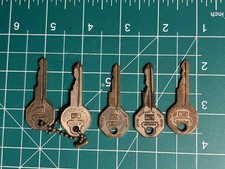 1930s 1940s GM Keys & Locks Briggs Door Trunk  Tire Ignition Key Lot picture