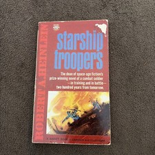 Starship Troopers by Robert A Heinlein 1963 Signet PB 2nd Printing picture