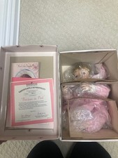 1994 ASHTON-DRAKE GALLERIES PRECIOUS IN PINK DOLL NEW picture