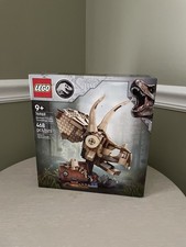 LEGO Jurassic World 76969 Dinosaur Fossils Triceratops Skull 468pcs Age 9+ Box picture