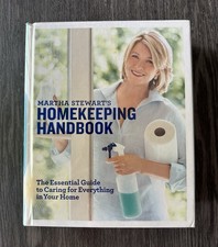 Martha Stewart's Homekeeping Handbook Hard Cover 1st Edition Preowned picture