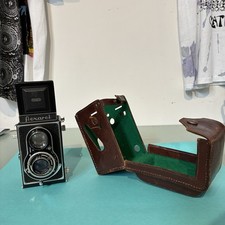 Vintage 6x6 Meopta Flexaret III with Prontor II lens With Case picture
