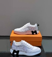 Hermes Bouncing Contrast H‑Logo Sole Premium Map‑Pattern Casual  picture