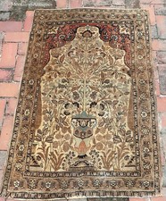 Finely Knotted Directional Persian Rug early 1900s picture