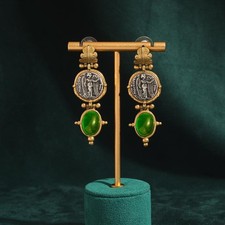 Vintage Emerald Green Natural Stone Dangle Earrings Pendant Gold Antique Jewel picture