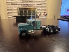1/64 International 4300 Flattop 3D Printed DCP First Gear Speccast picture