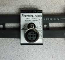 PEPPERL+FUCHS VAZ-2T1-FK-V1 DISTRIBUTION BOX LOT OF 4 NEW WOW picture