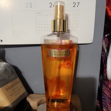 VICTORIA'S SECRET COCONUT PASSION BODY MIST VINTAGE picture