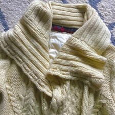Gorgeous Wool Sweater with Pockets M picture