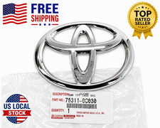 GENUINE OEM TOYOTA TUNDRA SEQUOIA CHROME FRONT GRILLE LOGO EMBLEM 75311-0C030/6