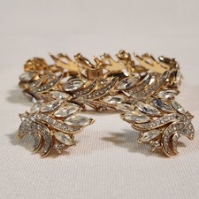 Vintage 1950s Crown Trifari Rhinestone Leaf Bracelet & Earring Set Demi Parure picture