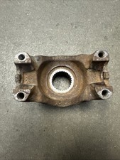 99 DODGE DANA 70 REAR DRIVESHAFT PINION YOKE 29 SPLINE UJOINT SIZE 1.118-4.187 picture