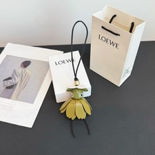 Loewe Puzzle Fairy Berry Charm Paula's Ibiza Leather Bag Pendant Gold Dice New picture