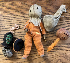 2019 NECA Trick R Treat Ultimate Sam Figure with accessories picture