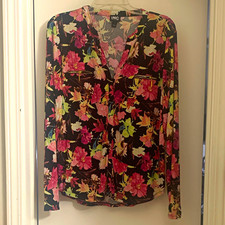 I.N.C. International Concepts Women’s L Black Floral Knit V-Neck Long Sleeve Top picture
