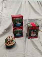 vintage hallmark light and motion ornaments Lot Of 4 Ornaments In Original Boxes picture
