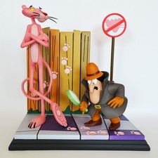 The Pink Panther and Inspector Clouseau Statue 16