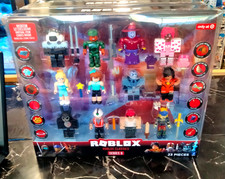 ROBLOX CLASSICS SERIES 6 - 23 PIECES W/VIRTUAL ITEM CODES - NEW, SEALED picture