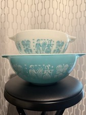 Amish Butterprint Pyrex Cinderella Mixing Bowls Turquoise & White (set of 2) picture