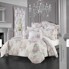 Royal Court Estelle Blush Quilt Set MSRP: $163 - King picture