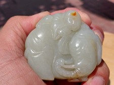 ⭕️19th Century White Nephrite Jade Pebble Carving Boy Washing an Elephant  picture